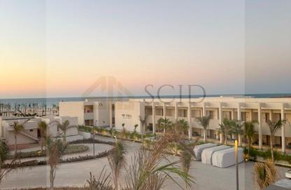 Chalet - 2 Bedrooms - 2 Bathrooms for sale in La Vista Bay - La Vista - Qesm Ad Dabaah - North Coast
