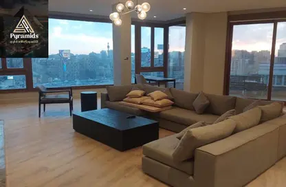 Apartment - 3 Bedrooms - 3 Bathrooms for rent in Al Gabalaya St. - Zamalek - Cairo