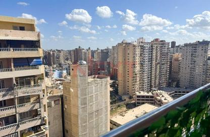 Apartment - 3 Bedrooms - 3 Bathrooms for sale in Mahmoud Al Essawy St. - Sidi Beshr - Hay Awal El Montazah - Alexandria