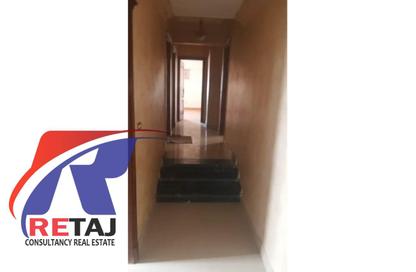 Apartment - 3 Bedrooms - 2 Bathrooms for sale in Mahdy Arafa St. - 9th Zone - Nasr City - Cairo