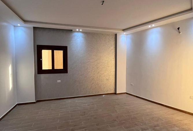 68783954 - Property Image 2