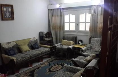 شقة - 3 غرف نوم - 2 حمامات للبيع في شارع عمارات رابعه - ارض الجولف - مصر الجديدة - القاهرة