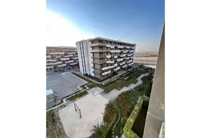 Apartment - 3 Bedrooms - 2 Bathrooms for sale in Al Burouj Compound - El Shorouk Compounds - Shorouk City - Cairo