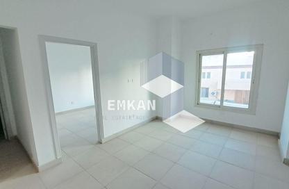 Clinic - Studio - 1 Bathroom for rent in Central St. - 1st District - 6 October City - Giza