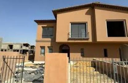 تاون هاوس - 4 - 3 للبيع في فيلدج ويست - كمبوندات الشيخ زايد - الشيخ زايد - الجيزة