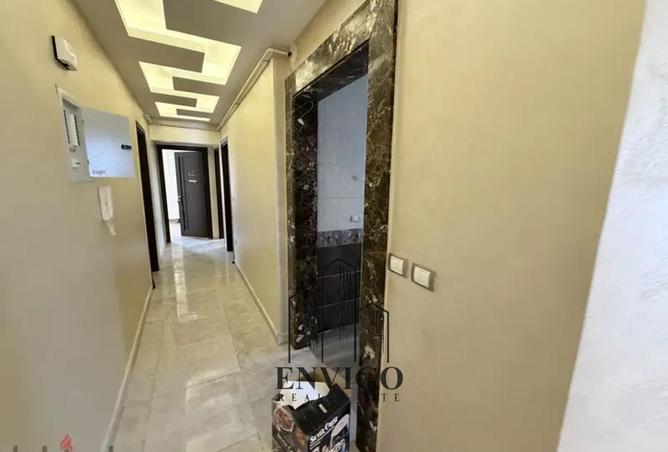 68784673 - Property Image 3