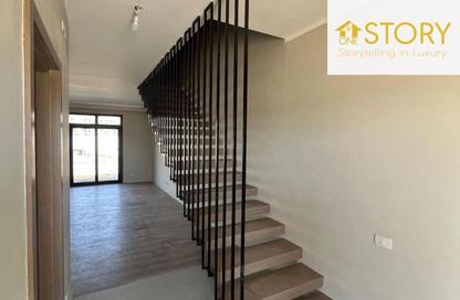 Townhouse - 5 Bedrooms - 5 Bathrooms for sale in Vye Sodic - New Zayed City - Sheikh Zayed City - Giza