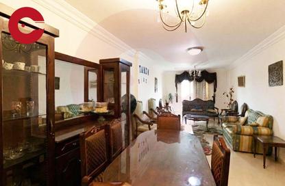 Apartment - 3 Bedrooms - 2 Bathrooms for sale in Kafr Abdo St. - Kafr Abdo - Roushdy - Hay Sharq - Alexandria
