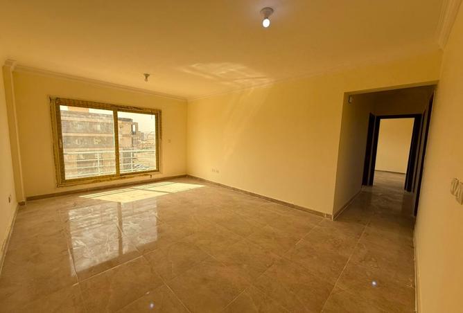 101789953 - Property Image 2