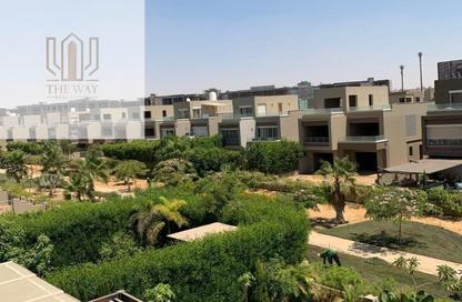 منزل مزدوج - 5 غرف نوم - 5 حمامات للبيع في كمبوند فيلدج جاردن القطامية - كمبوندات التجمع الخامس - التجمع الخامس - مدينة القاهرة الجديدة - القاهرة