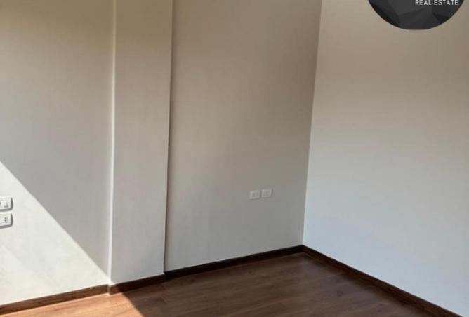 71126713 - Property Image 2