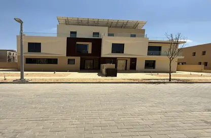 Twin House - 5 Bedrooms - 5 Bathrooms for sale in Vye Sodic - New Zayed City - Sheikh Zayed City - Giza