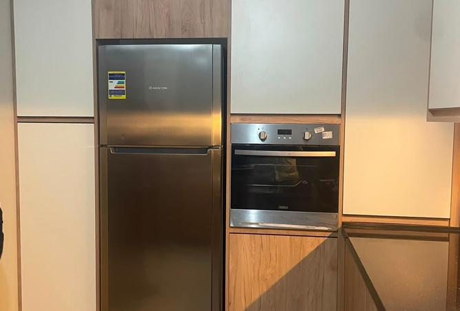 98824118 - Property Image 3