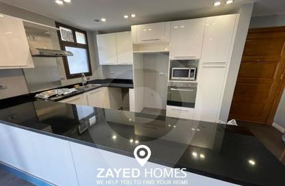 Apartment - 2 Bedrooms - 2 Bathrooms for rent in Casa - Sheikh Zayed Compounds - Sheikh Zayed City - Giza
