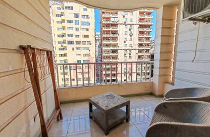 Apartment - 3 Bedrooms - 2 Bathrooms for sale in Al Geish Road - Saraya - Sidi Beshr - Hay Awal El Montazah - Alexandria