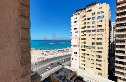 Apartment - 3 Bedrooms - 2 Bathrooms for sale in Al Geish Road - Saraya - Sidi Beshr - Hay Awal El Montazah - Alexandria