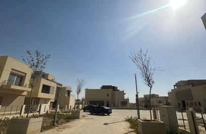 Villa - 6 - 7 for sale in Palm Hills New Cairo - 5th Settlement Compounds - The 5th Settlement - New Cairo City - Cairo