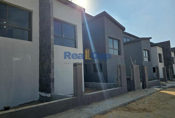 56998013 - Property Image 2