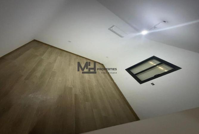83684442 - صورة العقار 2