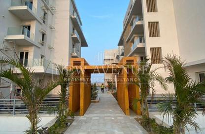 Apartment - 3 Bedrooms - 3 Bathrooms for sale in Lagoon Beach Park - 5th Settlement Compounds - The 5th Settlement - New Cairo City - Cairo