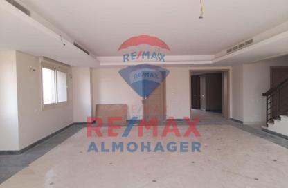 Duplex - 3 Bedrooms - 4 Bathrooms for sale in New Giza - Cairo Alexandria Desert Road - 6 October City - Giza