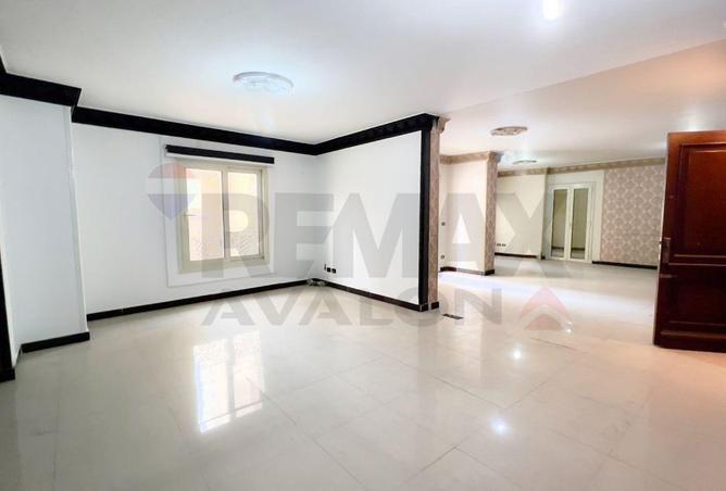 8585030 - Property Image 2