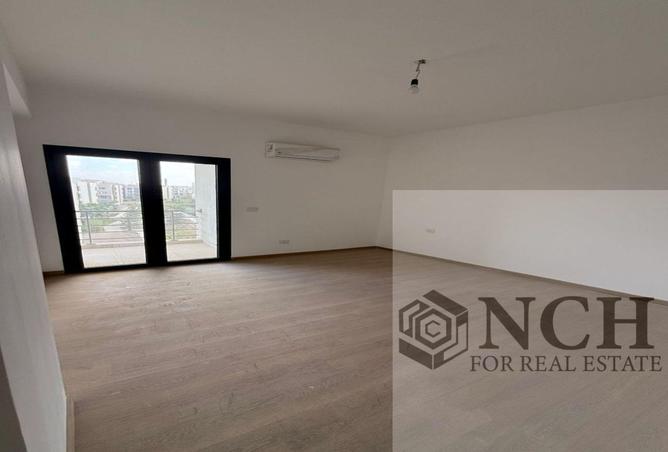 8643320 - Property Image 3