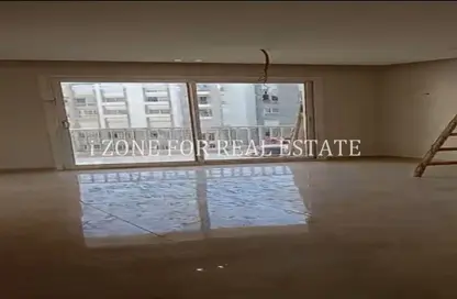 Apartment - 3 Bedrooms - 2 Bathrooms for rent in Hyde Park - New Cairo City - Cairo