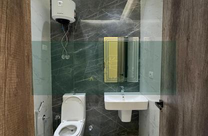 Office Space - Studio - 1 Bathroom for rent in Lake View Residence - 5th Settlement Compounds - The 5th Settlement - New Cairo City - Cairo
