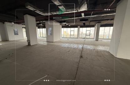 Office Space - Studio - 6 Bathrooms for rent in Golden Gate - South Teseen St. - The 5th Settlement - New Cairo City - Cairo