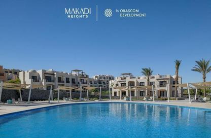 Chalet - 2 Bedrooms - 2 Bathrooms for sale in Makadi Heights - Makadi Orascom Resort - Makadi - Hurghada - Red Sea