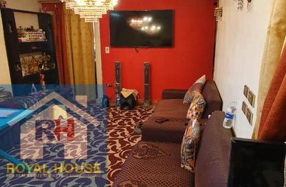 Apartment - 2 Bedrooms - 1 Bathroom for sale in Al Zaytoun Station St. - Hadayek El Zaytoun - El Zaytoun - Hay El Zaytoun - Cairo