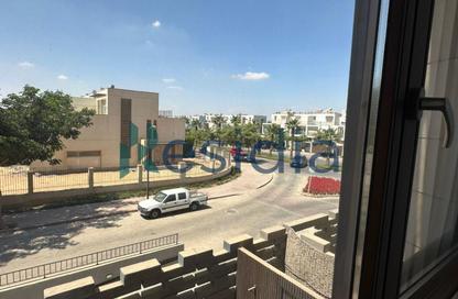 شقة - 3 غرف نوم - 2 حمامات للبيع في فورتي ويست - كمبوندات الشيخ زايد - الشيخ زايد - الجيزة
