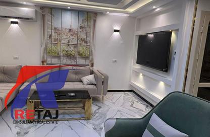 Apartment - 3 Bedrooms - 3 Bathrooms for rent in Mohsen Roshdy St. - 8th Zone - Nasr City - Cairo
