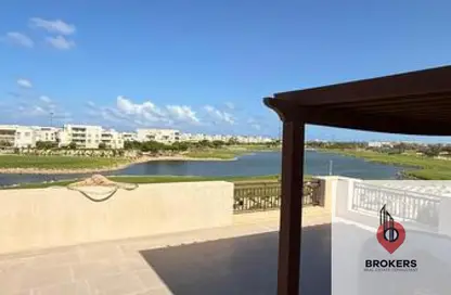 فيلا - 6 غرف نوم - 5 حمامات للبيع في مراسي - سيدي عبد الرحمن - الساحل الشمالي