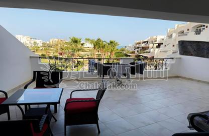 Chalet - 2 Bedrooms - 2 Bathrooms for sale in Louly Beach Resort - Al Ain Al Sokhna - Suez