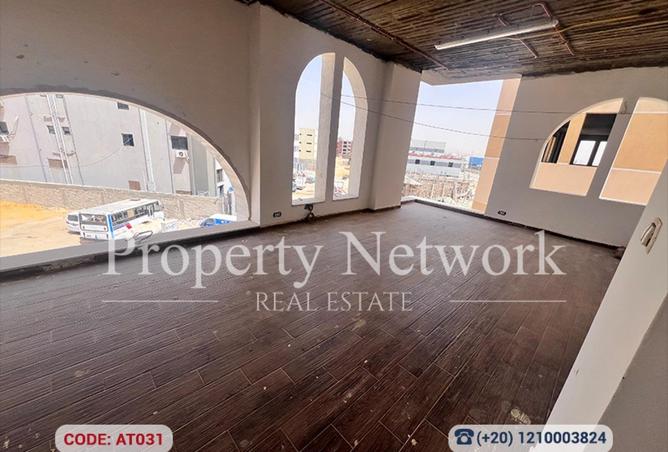 76518075 - Property Main Image