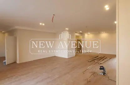 Office Space - 4 Bedrooms - 1 Bathroom for rent in Al Hegaz St. - El Mahkama Square - Heliopolis - Masr El Gedida - Cairo