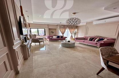 Apartment - 3 Bedrooms - 2 Bathrooms for sale in Fifth Square - The 5th Settlement - New Cairo City - Cairo