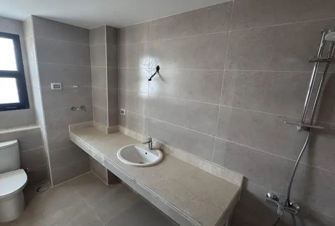 112978599 - Property Image 3
