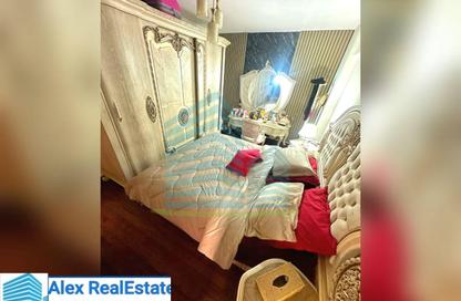 Apartment - 2 Bedrooms - 1 Bathroom for rent in Shaarawy St. - Laurent - Hay Sharq - Alexandria