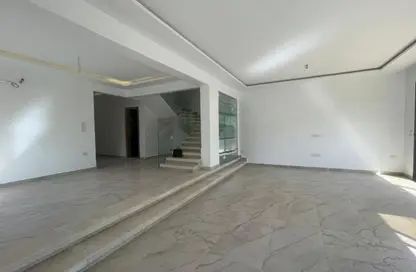 تاون هاوس - 4 غرف نوم - 4 حمامات للايجار في باتيو الزهراء - كمبوندات الشيخ زايد - الشيخ زايد - الجيزة