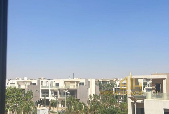 98828439 - Property Image 3