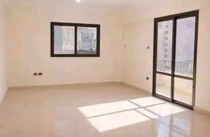 شقة - 3 غرف نوم - 2 حمامات للايجار في شارع ذاكر حسين - الحديقة الدولية - الحي السابع - مدينة نصر - القاهرة