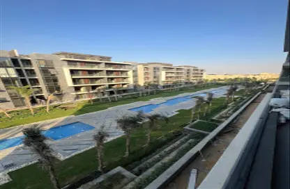 Apartment - 3 Bedrooms - 2 Bathrooms for sale in El Patio Oro - 5th Settlement Compounds - The 5th Settlement - New Cairo City - Cairo