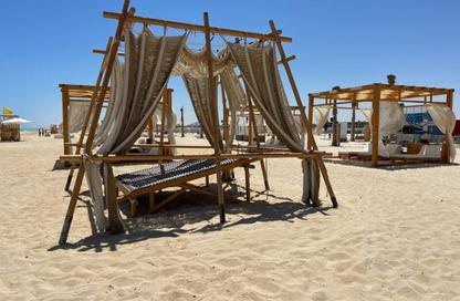 Chalet - 2 Bedrooms - 2 Bathrooms for sale in Seashore - Ras Al Hekma - North Coast