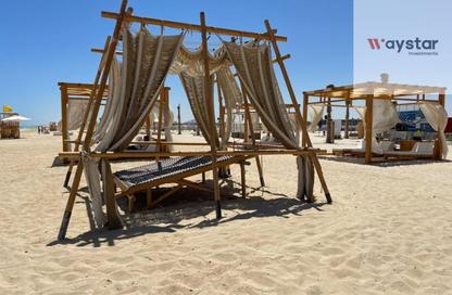 Chalet - 2 Bedrooms - 2 Bathrooms for sale in Seashore - Ras Al Hekma - North Coast Chalet - 2 Bedrooms - 2 Bathrooms for sale in Seashore - Ras Al Hekma - North Coast
