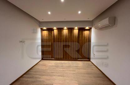Villa - 3 - 4 for sale in Mivida - 5th Settlement Compounds - The 5th Settlement - New Cairo City - Cairo