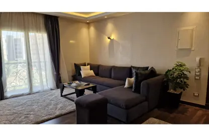 Apartment - Studio - 2 Bathrooms for rent in Garden Residence - Hyde Park - New Cairo City - Cairo