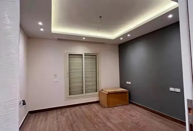 107976014 - Property Image 3